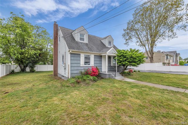 466 44th Street, Copiague, NY 11726