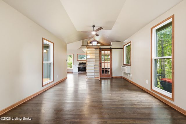 531 N 44th St, Louisville, KY 40212