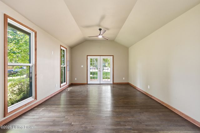 531 N 44th St, Louisville, KY 40212