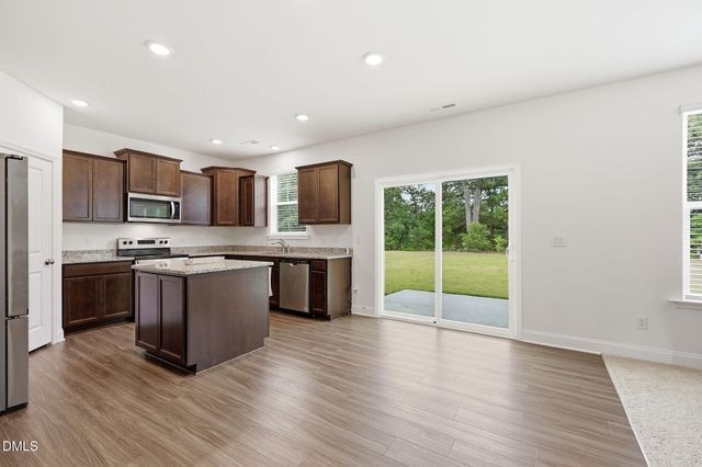 835 Golden Plum Lane, Zebulon, NC 27597