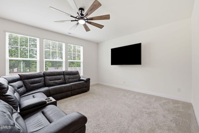 835 Golden Plum Lane, Zebulon, NC 27597