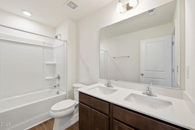 835 Golden Plum Lane, Zebulon, NC 27597