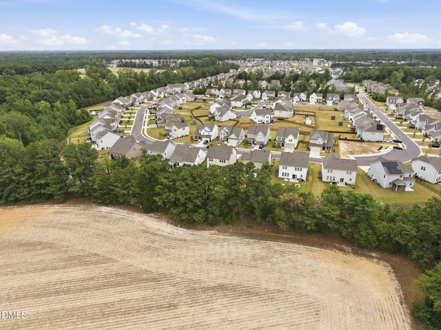 835 Golden Plum Lane, Zebulon, NC 27597