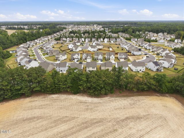 835 Golden Plum Lane, Zebulon, NC 27597