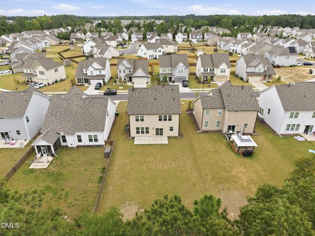 835 Golden Plum Lane, Zebulon, NC 27597