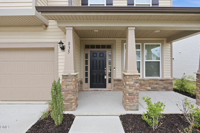835 Golden Plum Lane, Zebulon, NC 27597