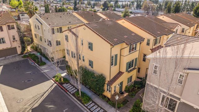 44003 Degas Ter, Fremont, CA 94539