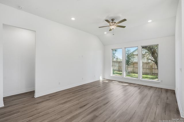 117 Merry Calf Lane, San Antonio, TX 78006