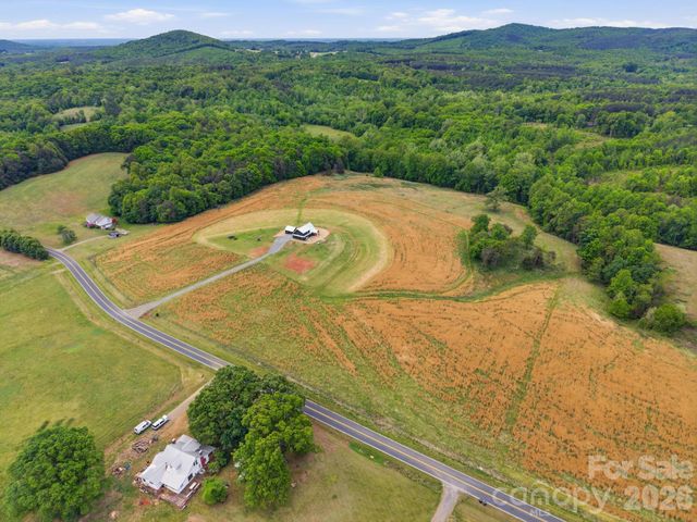 211 Race Path Road, Union Grove, NC 28689