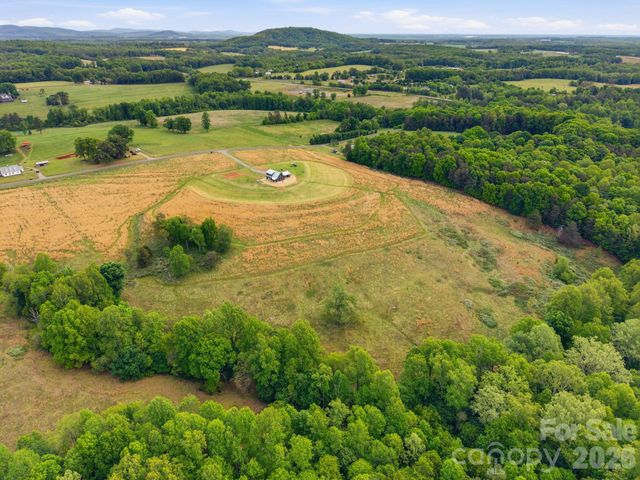 211 Race Path Road, Union Grove, NC 28689