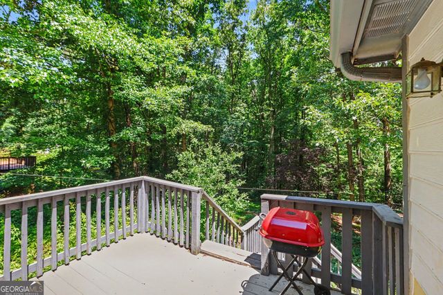 6726 Pin Oak Drive, Douglasville, GA 30135
