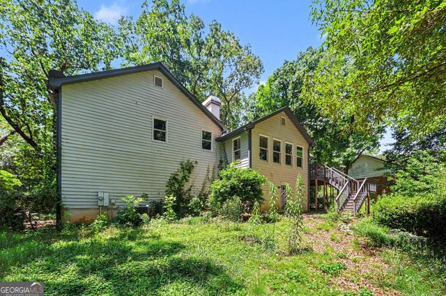 6726 Pin Oak Drive, Douglasville, GA 30135