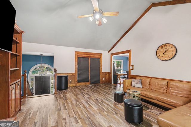 6726 Pin Oak Drive, Douglasville, GA 30135