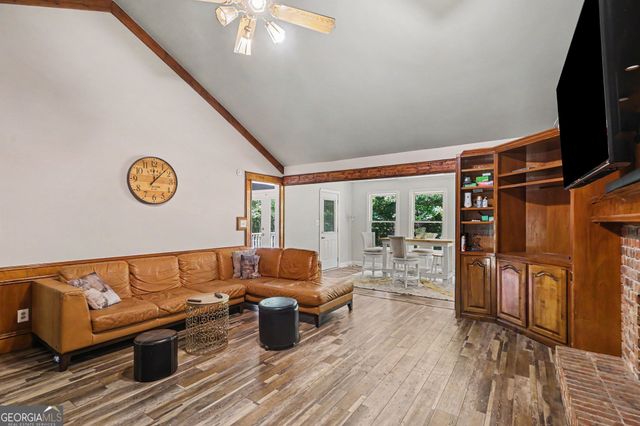 6726 Pin Oak Drive, Douglasville, GA 30135