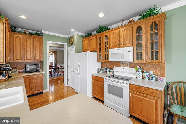 104 DYLAN CIR, Avondale, PA 19311