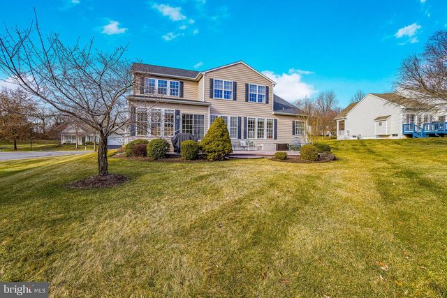 104 DYLAN CIR, Avondale, PA 19311