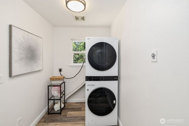 7547 NE 200th Street, Kenmore, WA 98028
