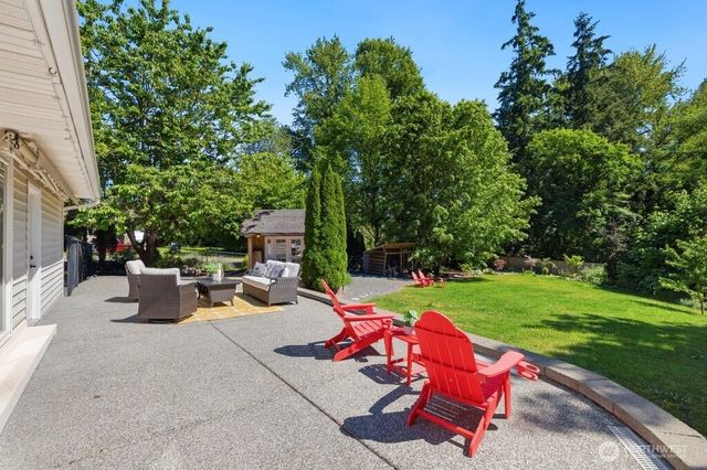 7547 NE 200th Street, Kenmore, WA 98028