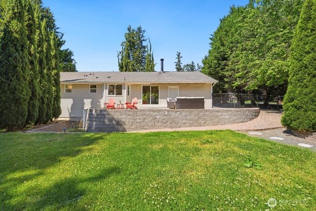 7547 NE 200th Street, Kenmore, WA 98028