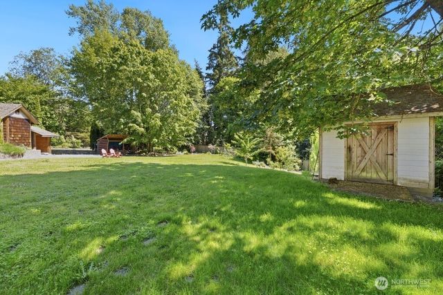 7547 NE 200th Street, Kenmore, WA 98028