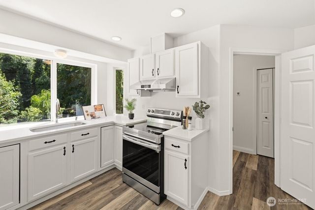 7547 NE 200th Street, Kenmore, WA 98028