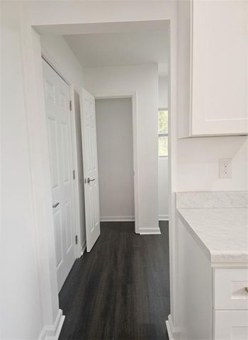 199 Carver Circle NW, Atlanta, GA 30314