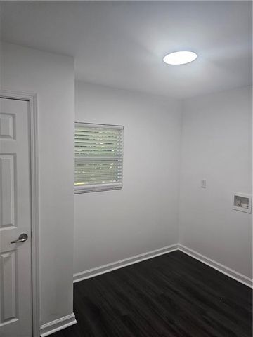 199 Carver Circle NW, Atlanta, GA 30314
