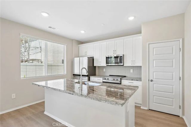 1137 Tropic Court, Redlands, CA 92374