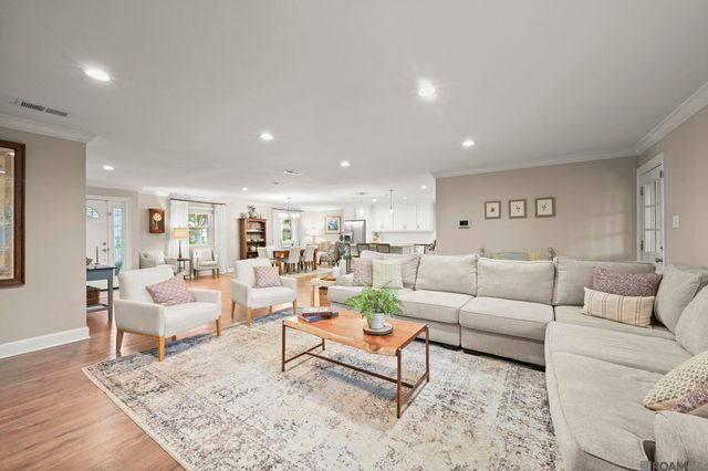 8769 Darby Ave, Baton Rouge, LA 70806