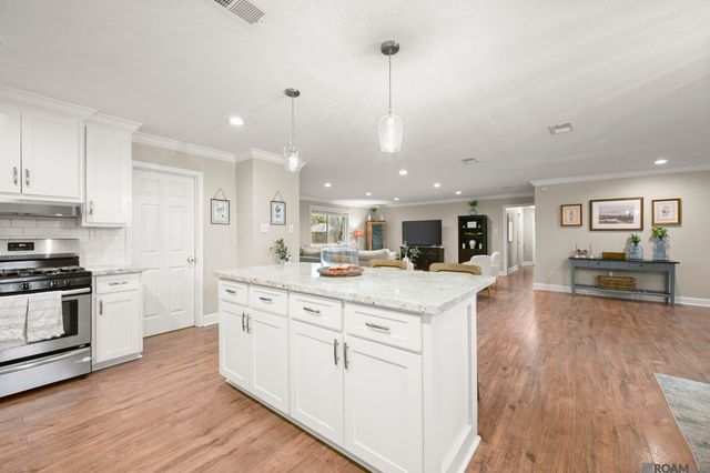 8769 Darby Ave, Baton Rouge, LA 70806