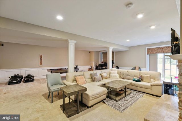 18 SHARPLEY DR, Chadds Ford, PA 19317