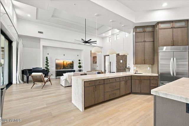 9134 W HAPPY VALLEY Road, Peoria, AZ 85383