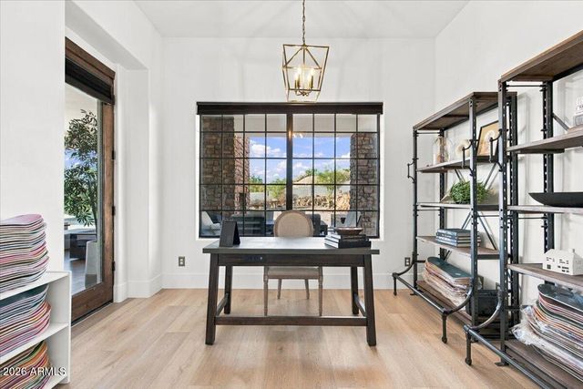 9134 W HAPPY VALLEY Road, Peoria, AZ 85383
