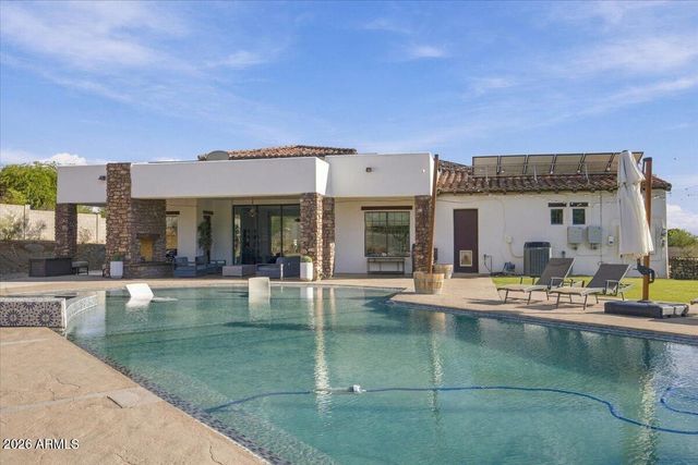 9134 W HAPPY VALLEY Road, Peoria, AZ 85383