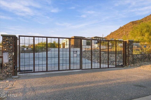 9134 W HAPPY VALLEY Road, Peoria, AZ 85383