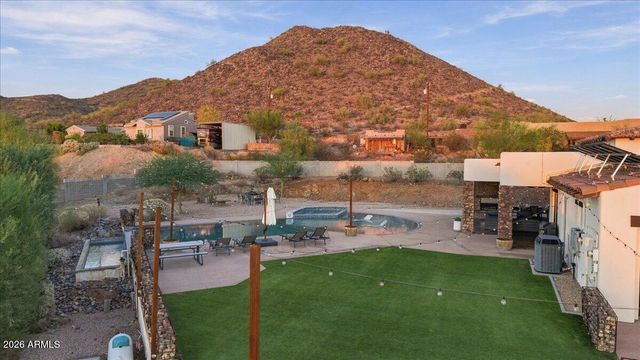 9134 W HAPPY VALLEY Road, Peoria, AZ 85383