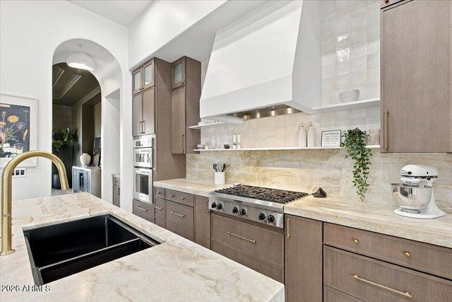 9134 W HAPPY VALLEY Road, Peoria, AZ 85383