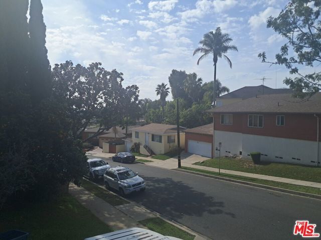 4470 W 64th Street, Inglewood, CA 90302