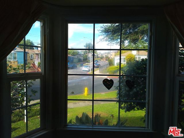 4470 W 64th Street, Inglewood, CA 90302