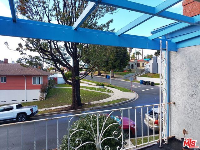 4470 W 64th Street, Inglewood, CA 90302