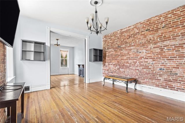 2813 Mount Pleasant Street, St Louis, MO 63111