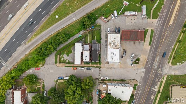 2813 Mount Pleasant Street, St Louis, MO 63111