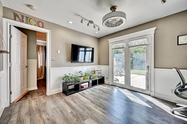 47 Pleasant Ridge Avenue, Fort Mitchell, KY 41011