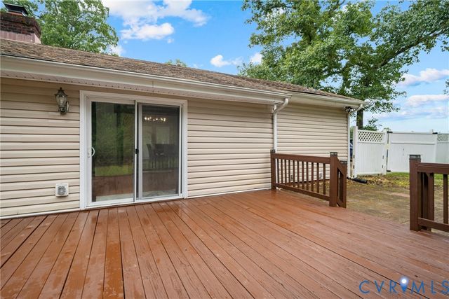 10100 Southampton Rd, Disputanta, VA 23842