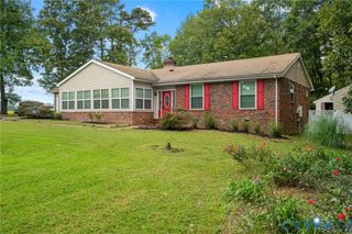10100 Southampton Rd, Disputanta, VA 23842