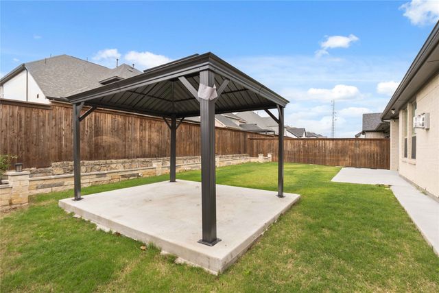 9681 E Brackenfield Lane, Frisco, TX 75035