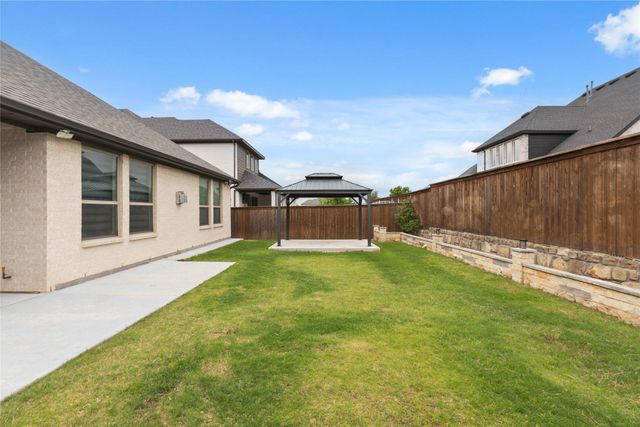 9681 E Brackenfield Lane, Frisco, TX 75035