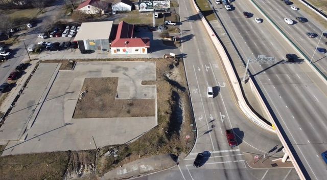 121 W Danieldale Road, Dallas, TX 75232