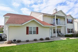 683 Wood River COURT #4, West Bend, WI 53095