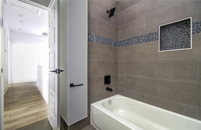 2054 Johanna Creek Drive, Houston, TX 77055